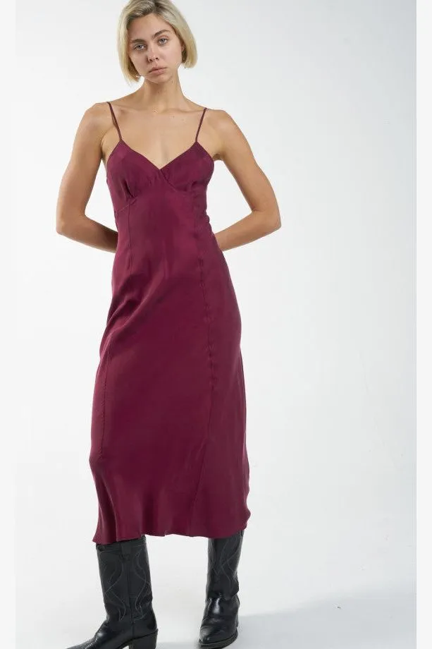 CHELSEA FULL LENGTH SLIP DRESS - WINE