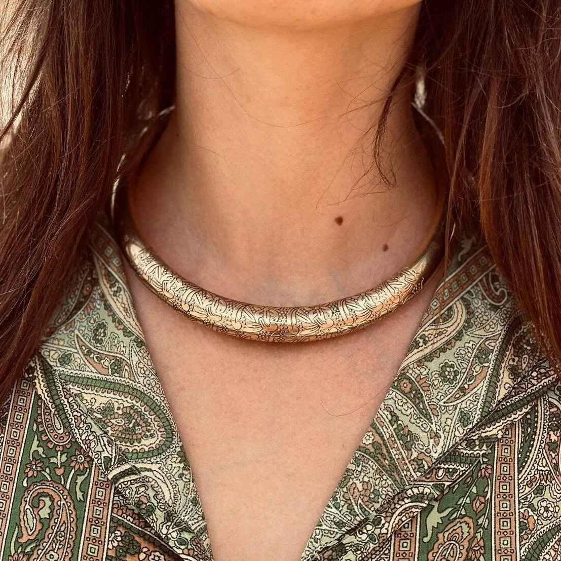 Choker Necklace