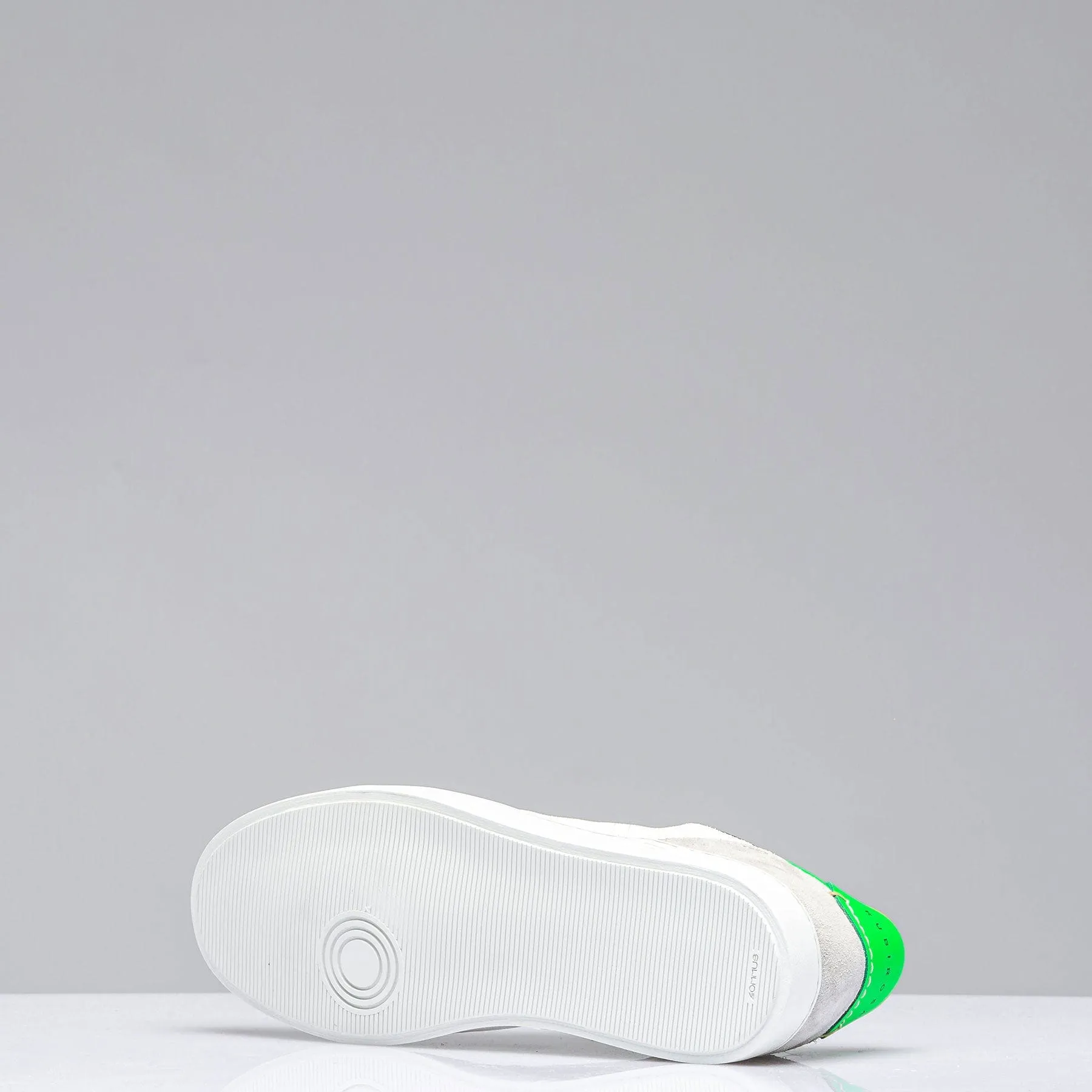 Dash Shoe In White/Green