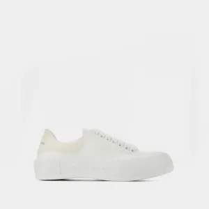 Deck Plimsoll Sneakers - Alexander Mcqueen - White - Canva