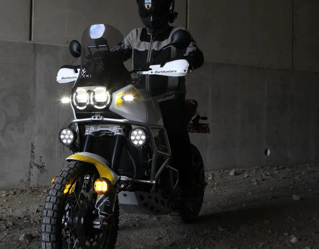 Denali valbeugel mistlampen montage adapters voor de Ducati Desert X