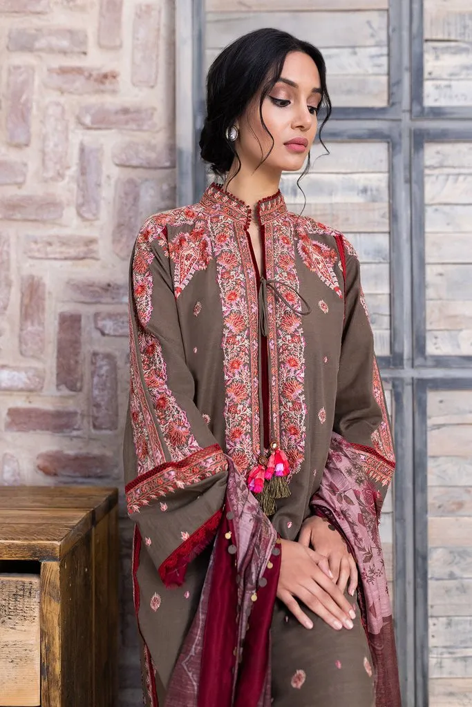 Design 4A | Sobia Nazir Autumn Winter Collection 2021 | Unstitched Embroidered Suits