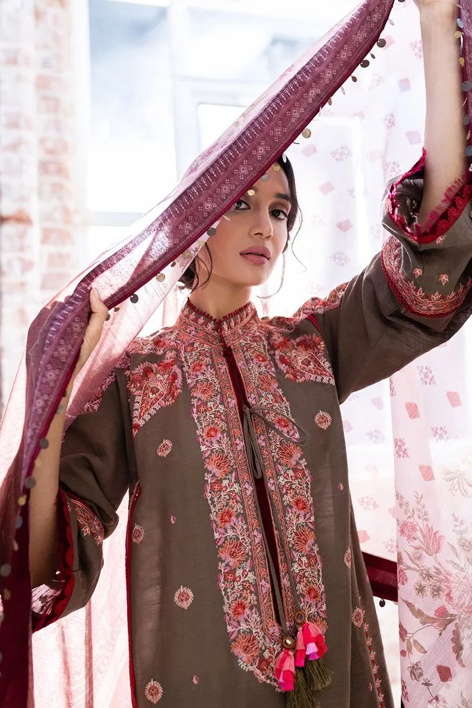 Design 4A | Sobia Nazir Autumn Winter Collection 2021 | Unstitched Embroidered Suits