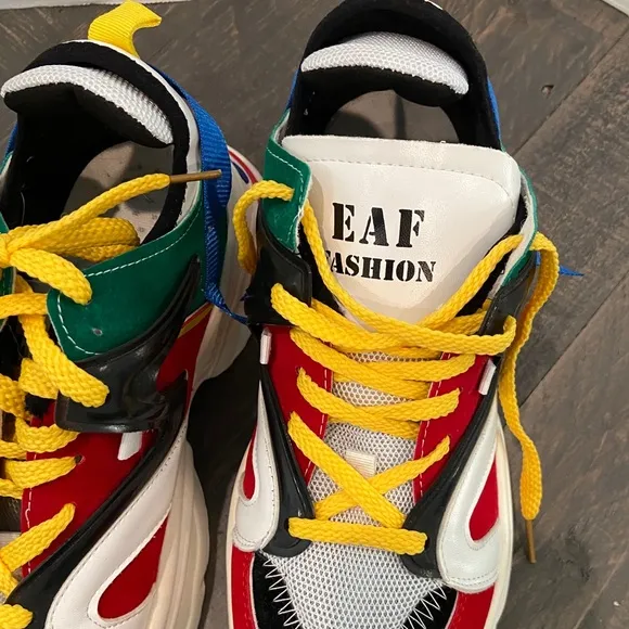 EAF Basso Primary Color Way sneakers. Sz 44 EUC