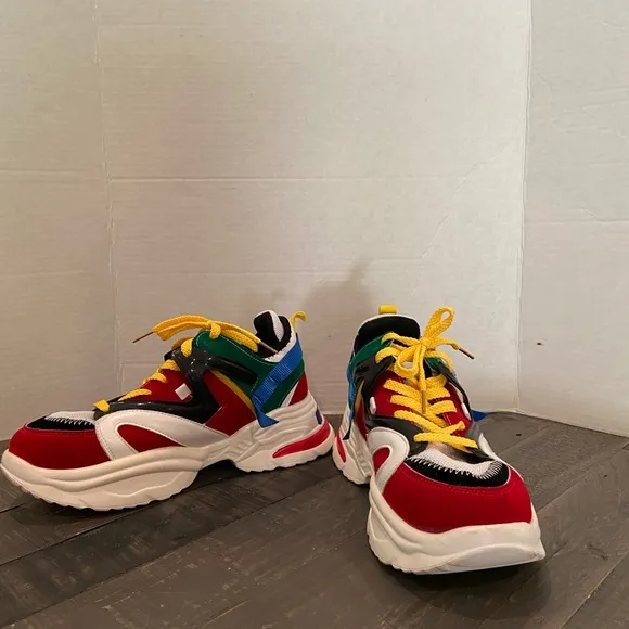 EAF Basso Primary Color Way sneakers. Sz 44 EUC