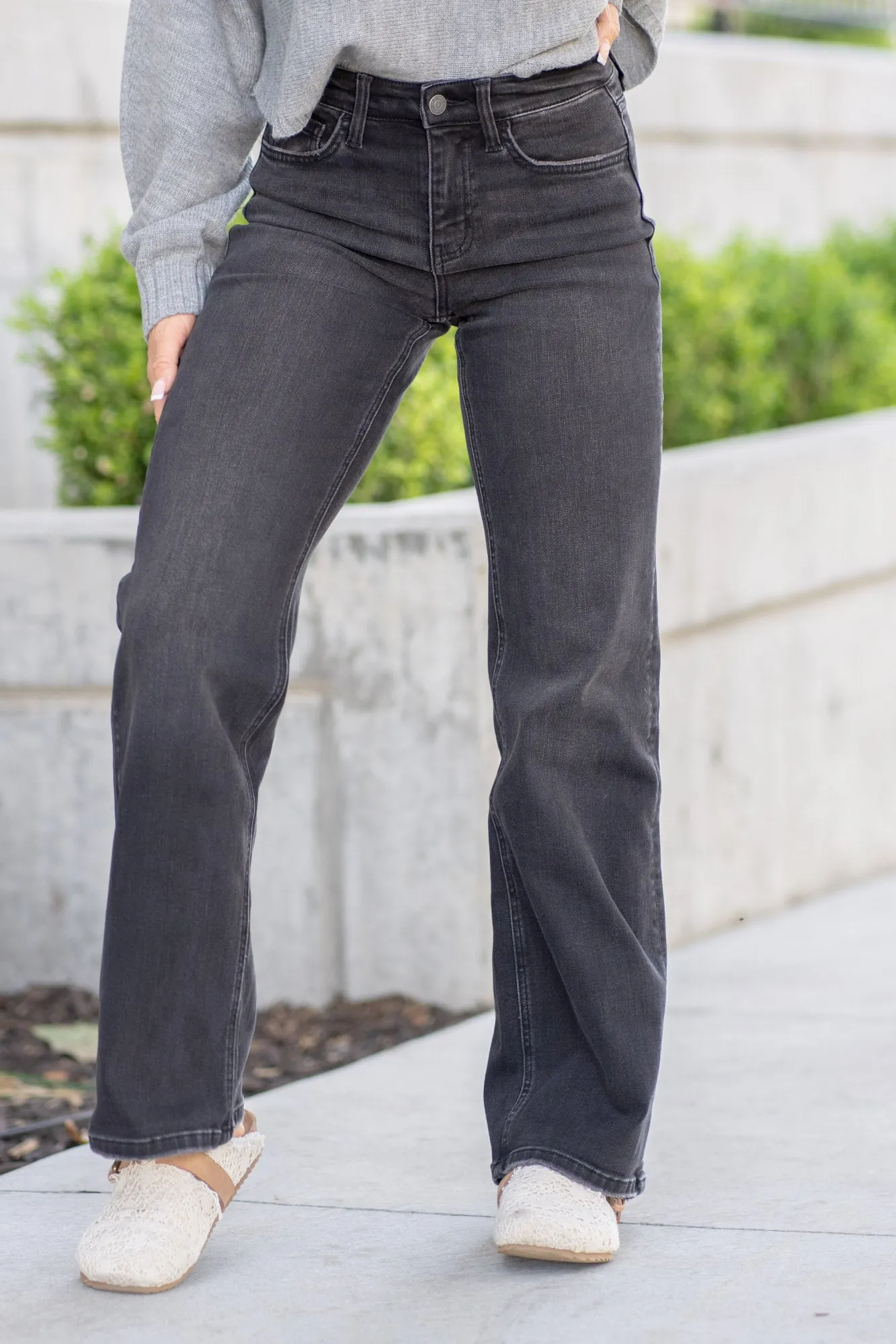Encourage High Rise Loose Fit