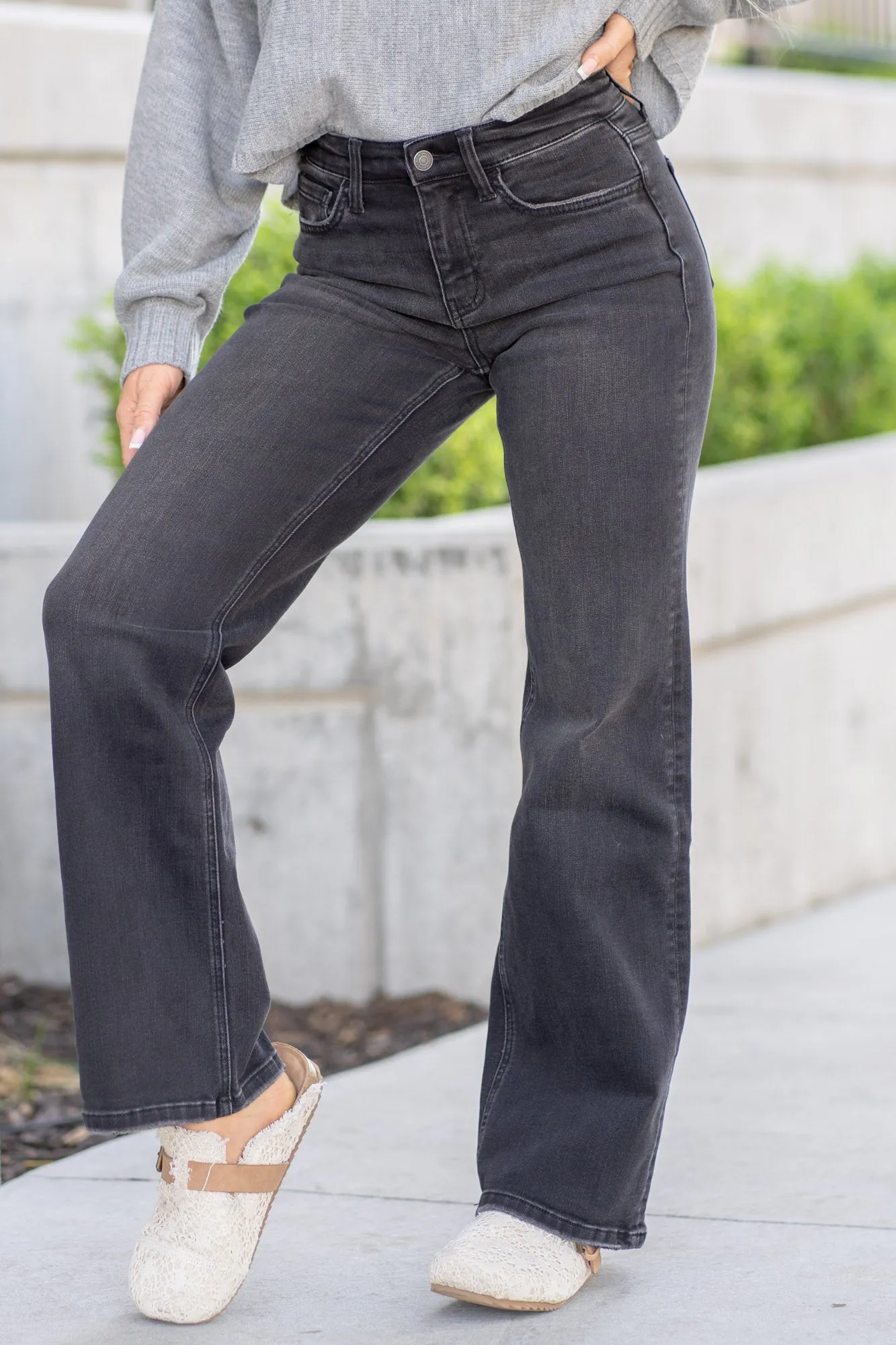 Encourage High Rise Loose Fit