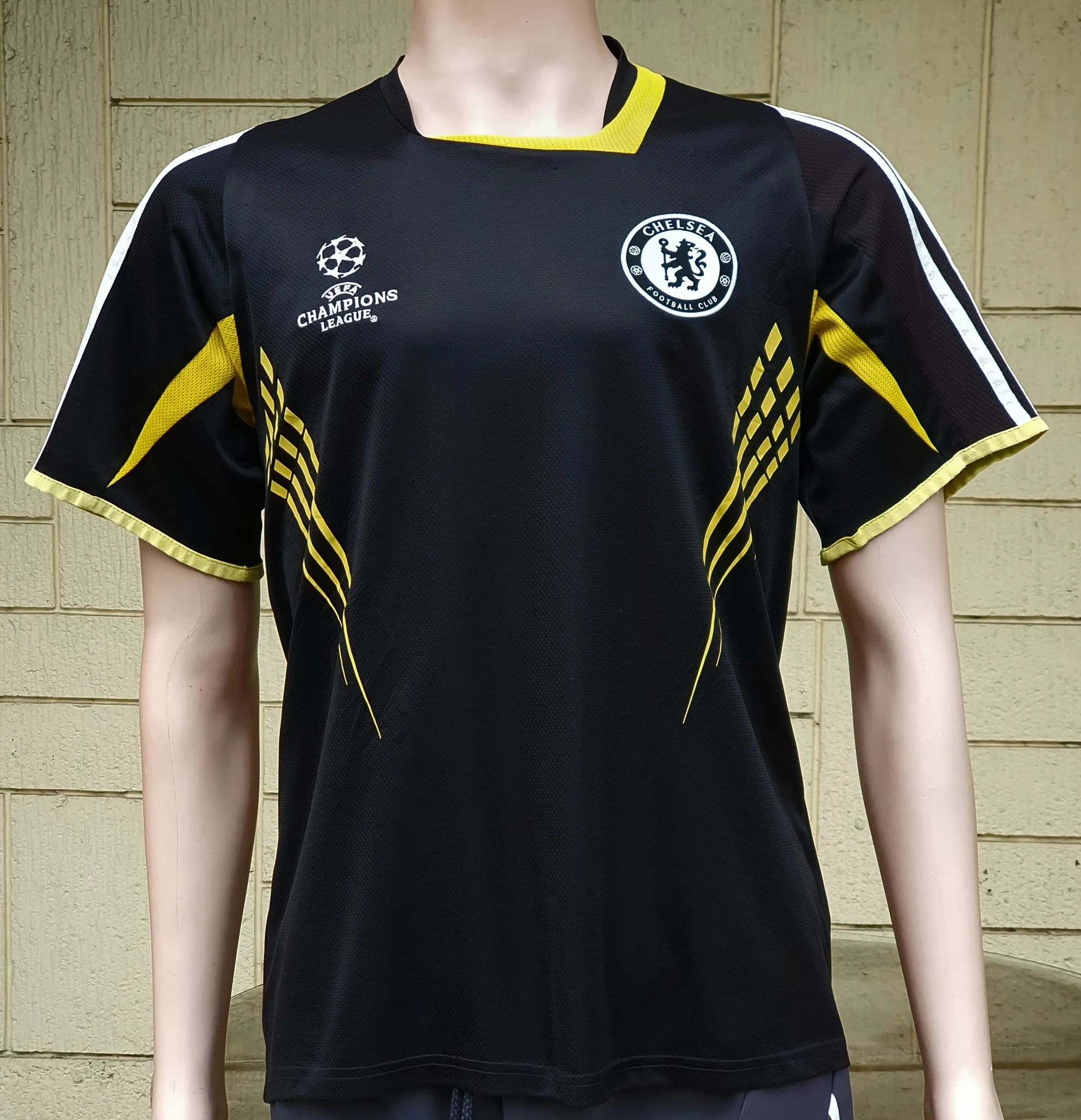 ENGLISH PREMIER CHELSEA 2008-09 UEFA CHAMPIONS FINAL JERSEY AUTHENTIC ADIDAS TRAINING SHIRT MEDIUM / CODE # 658318