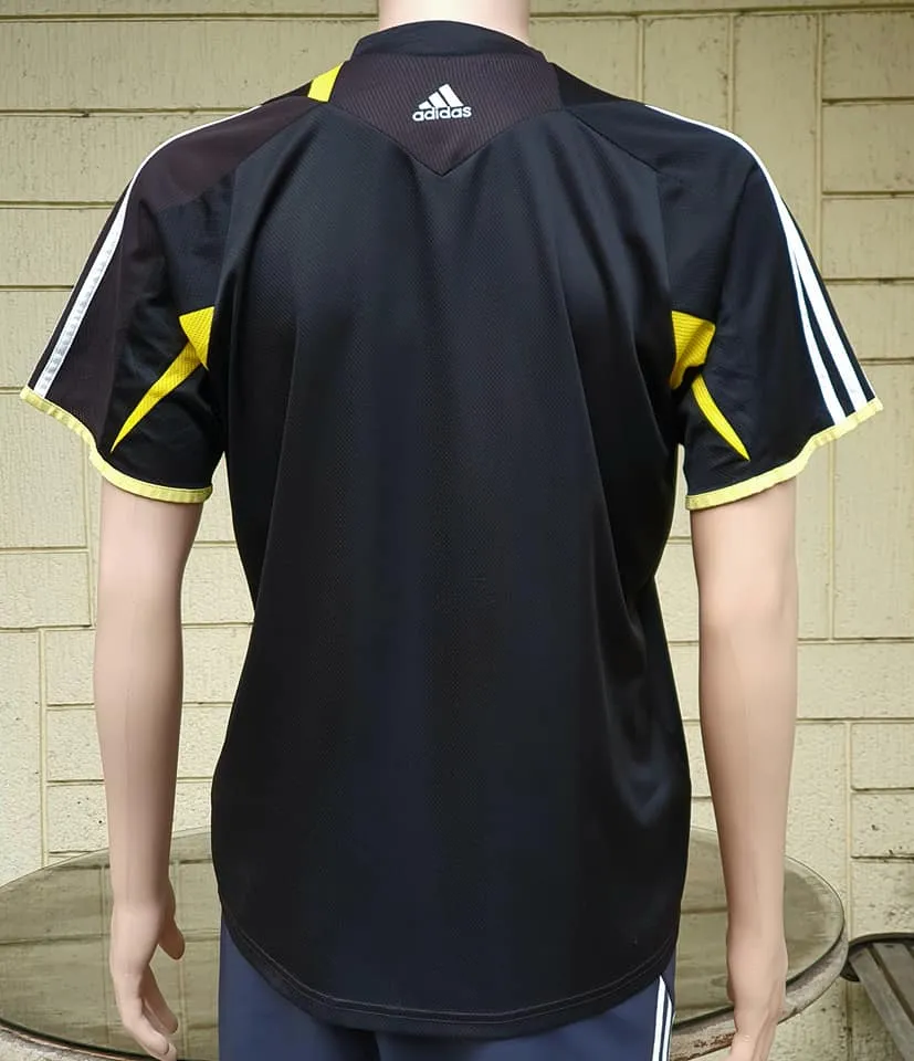 ENGLISH PREMIER CHELSEA 2008-09 UEFA CHAMPIONS FINAL JERSEY AUTHENTIC ADIDAS TRAINING SHIRT MEDIUM / CODE # 658318