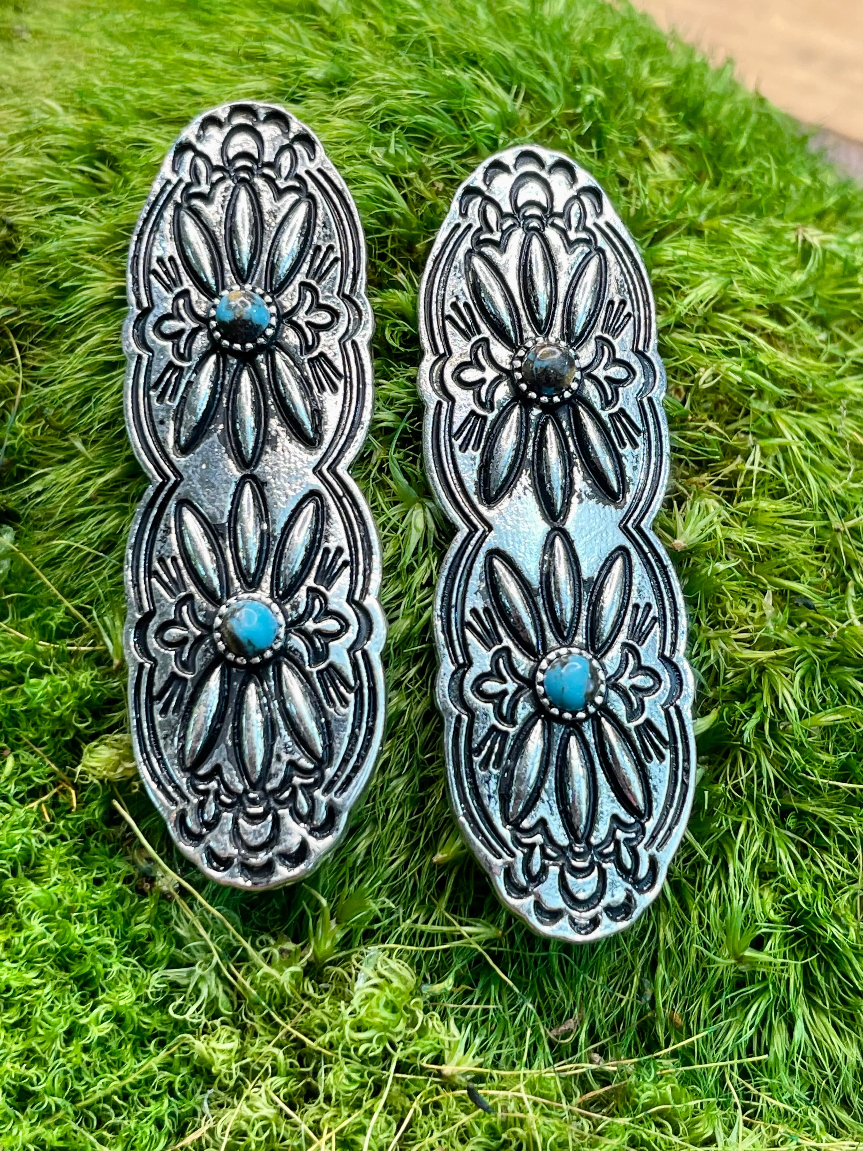 Glasgow Western Double Circle Post Earrings - Turquoise