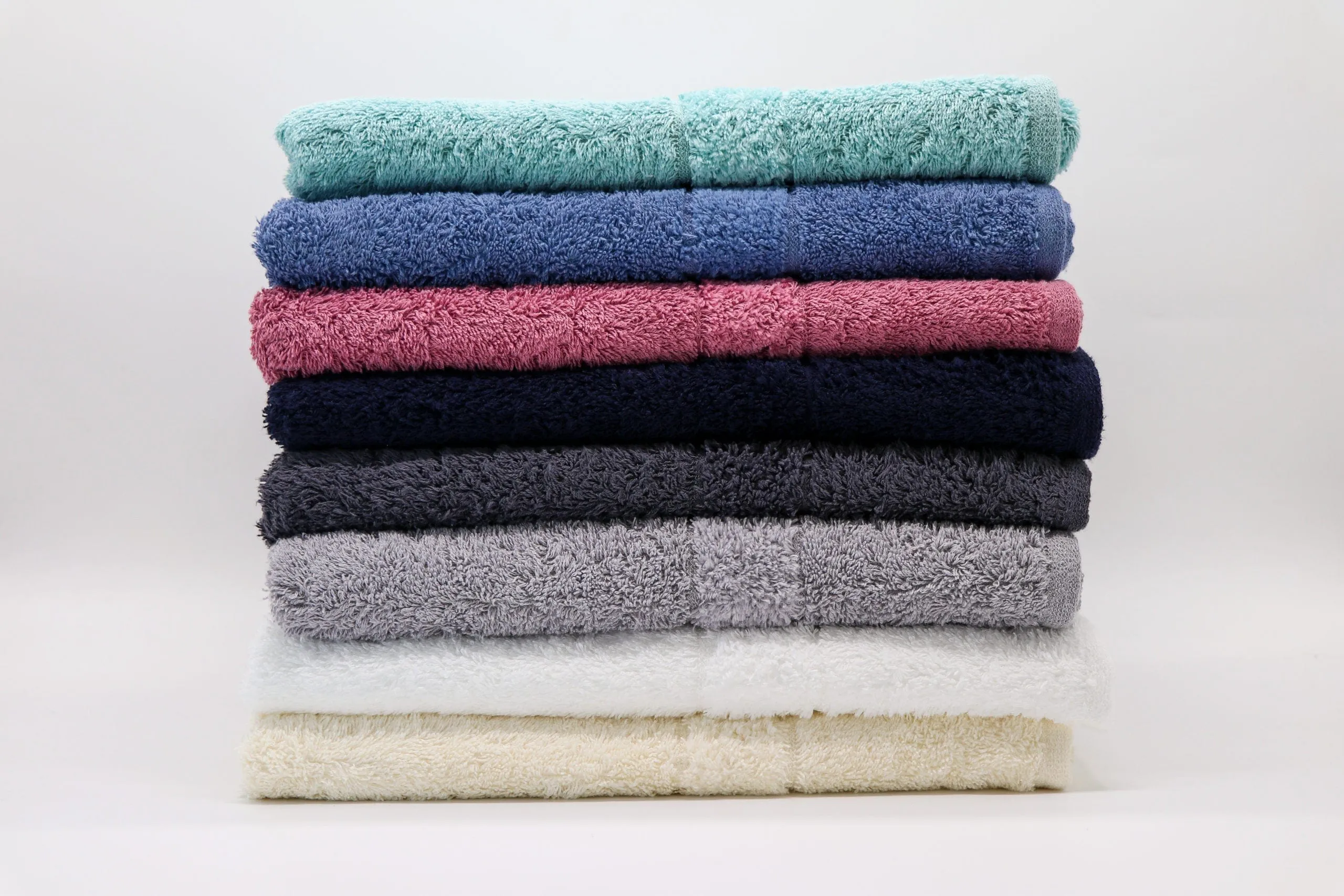 Glodina Marathon Platinum  Charcoal Towel 610gsm