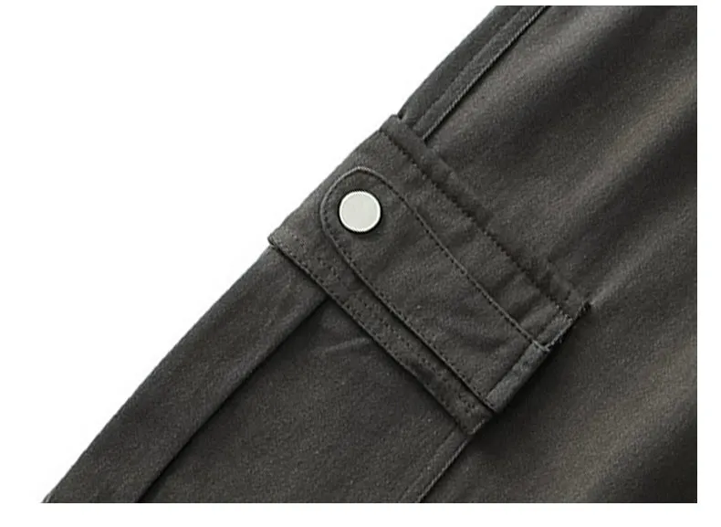 Loose Fit Cargo Pants