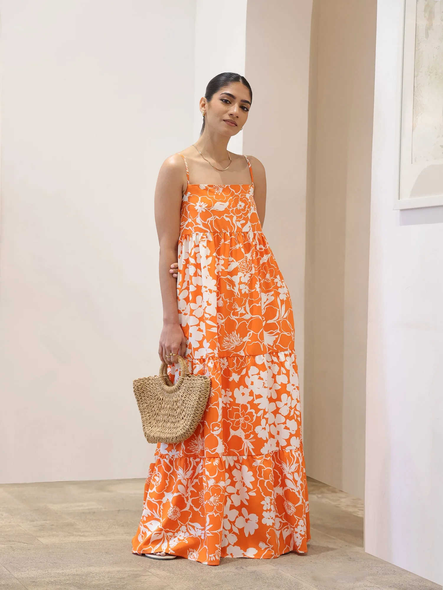 Loose Fit Tiered Maxi Dress