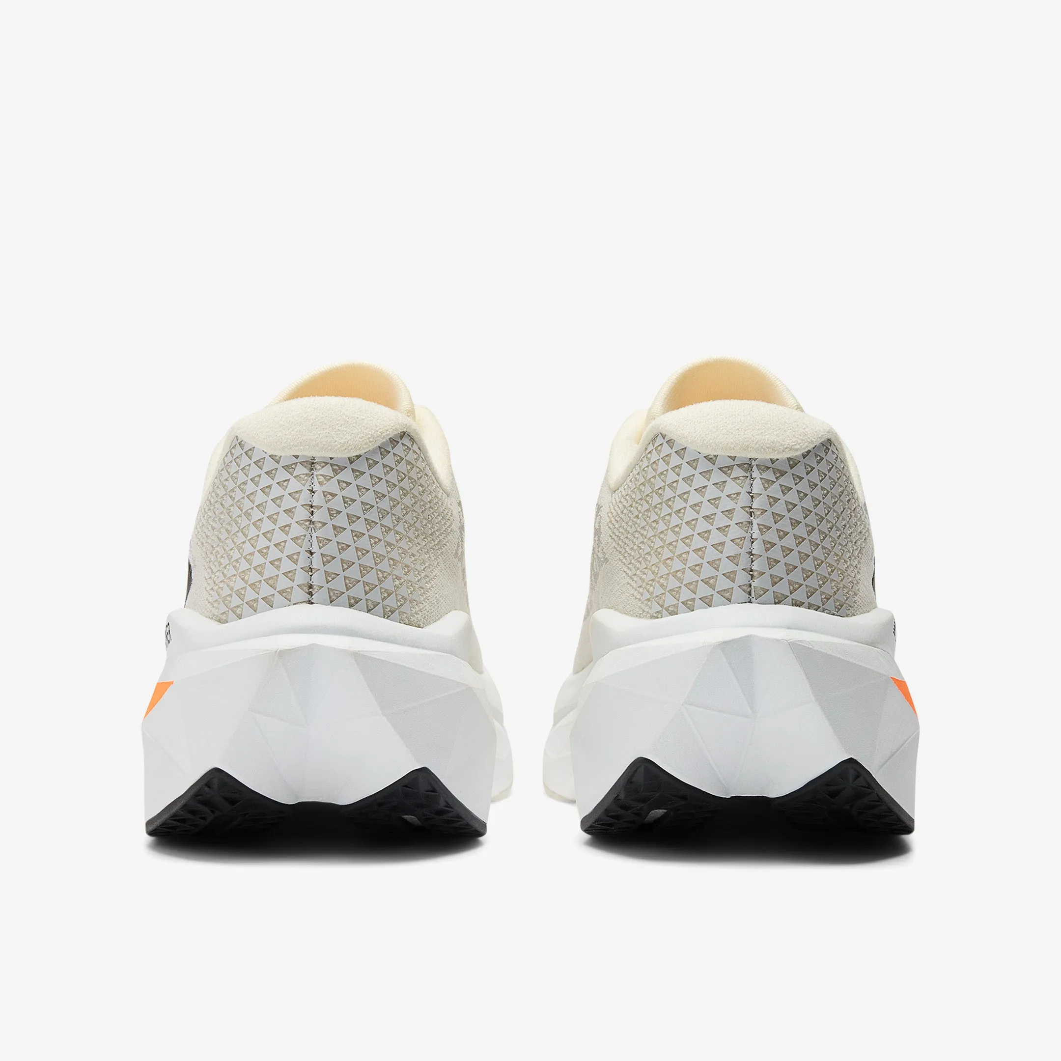 New Balance - FuelCell SuperComp Trainer v3 - Femme