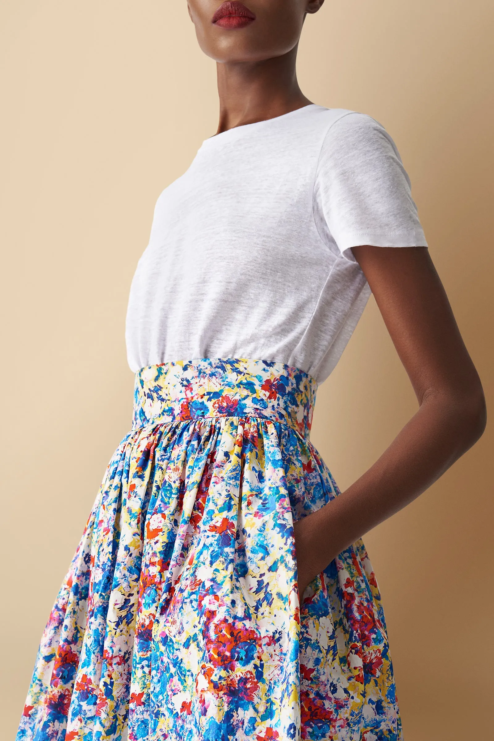 Njeri Floral Printed Midi Skirt in Cotton Poplin in Blue