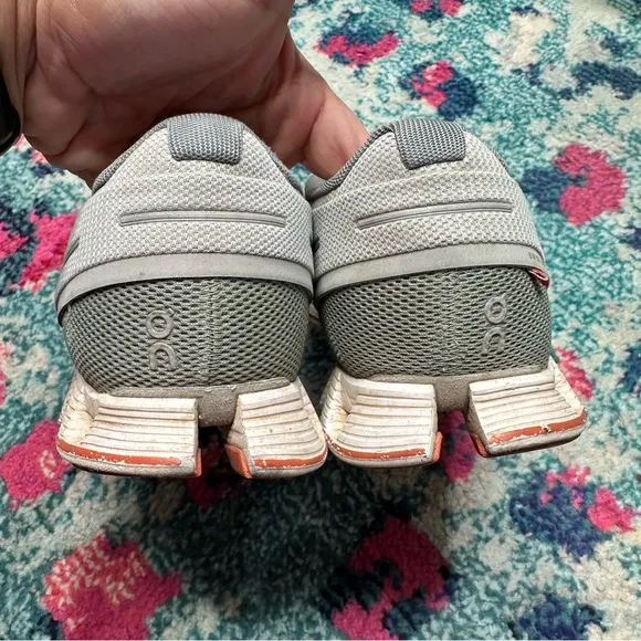 On Cloud 70/30 Sneaker