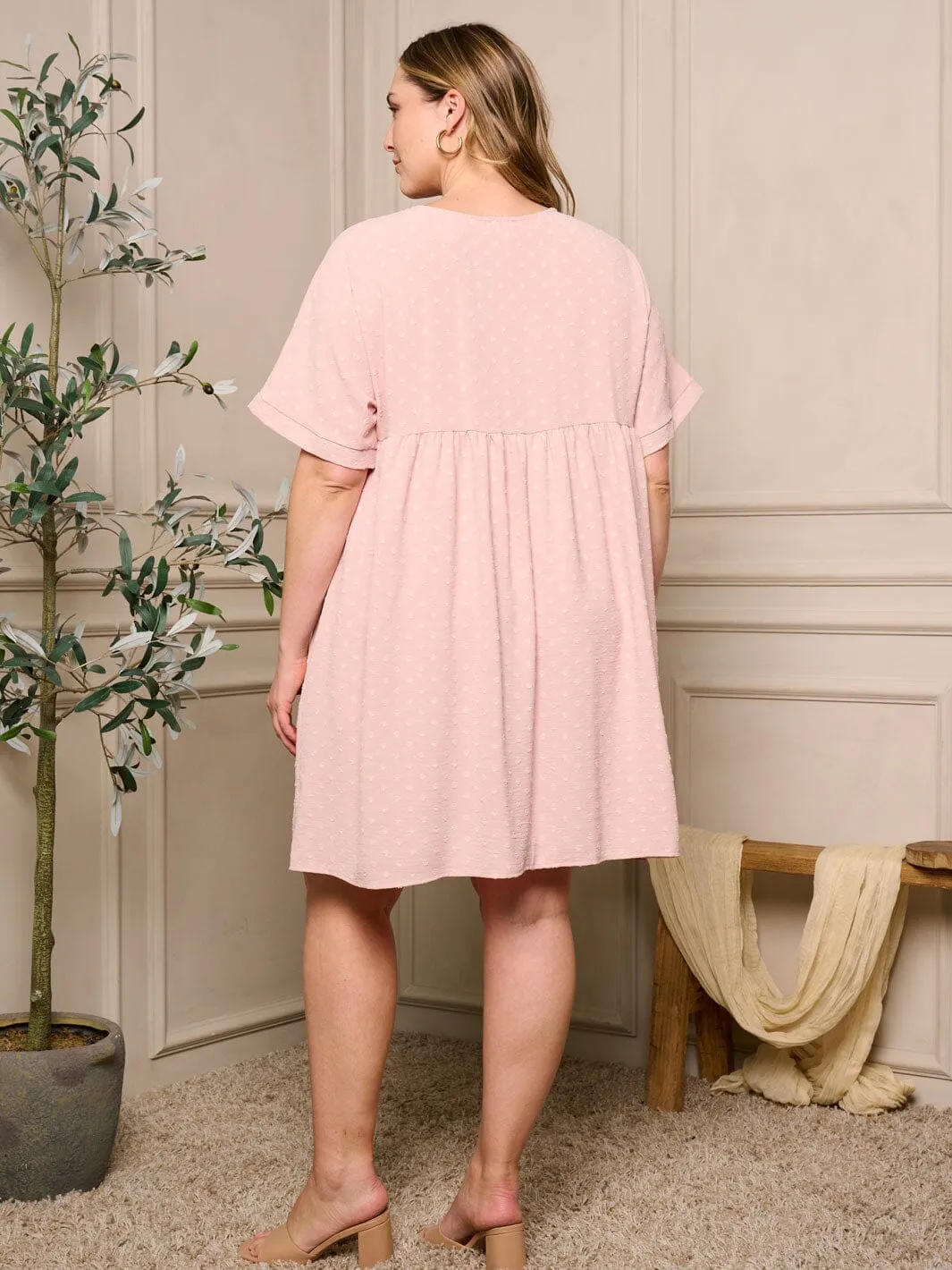 PLUS SIZE SHORT SLEEVE V-NECK SWISS DOTS TUNIC MINI DRESS