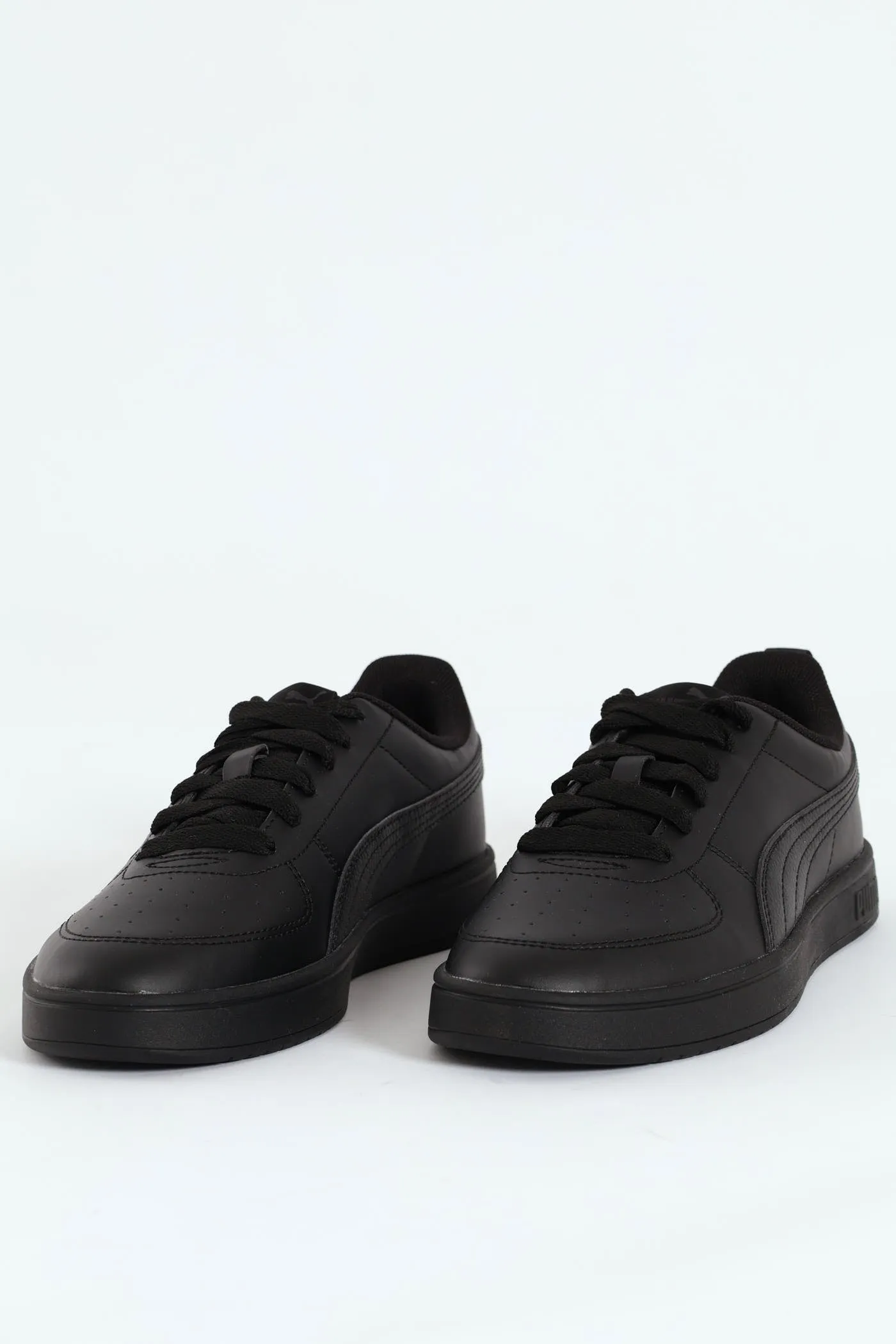 Rickie Basic Closed Toe Lace Up Sneaker - Black