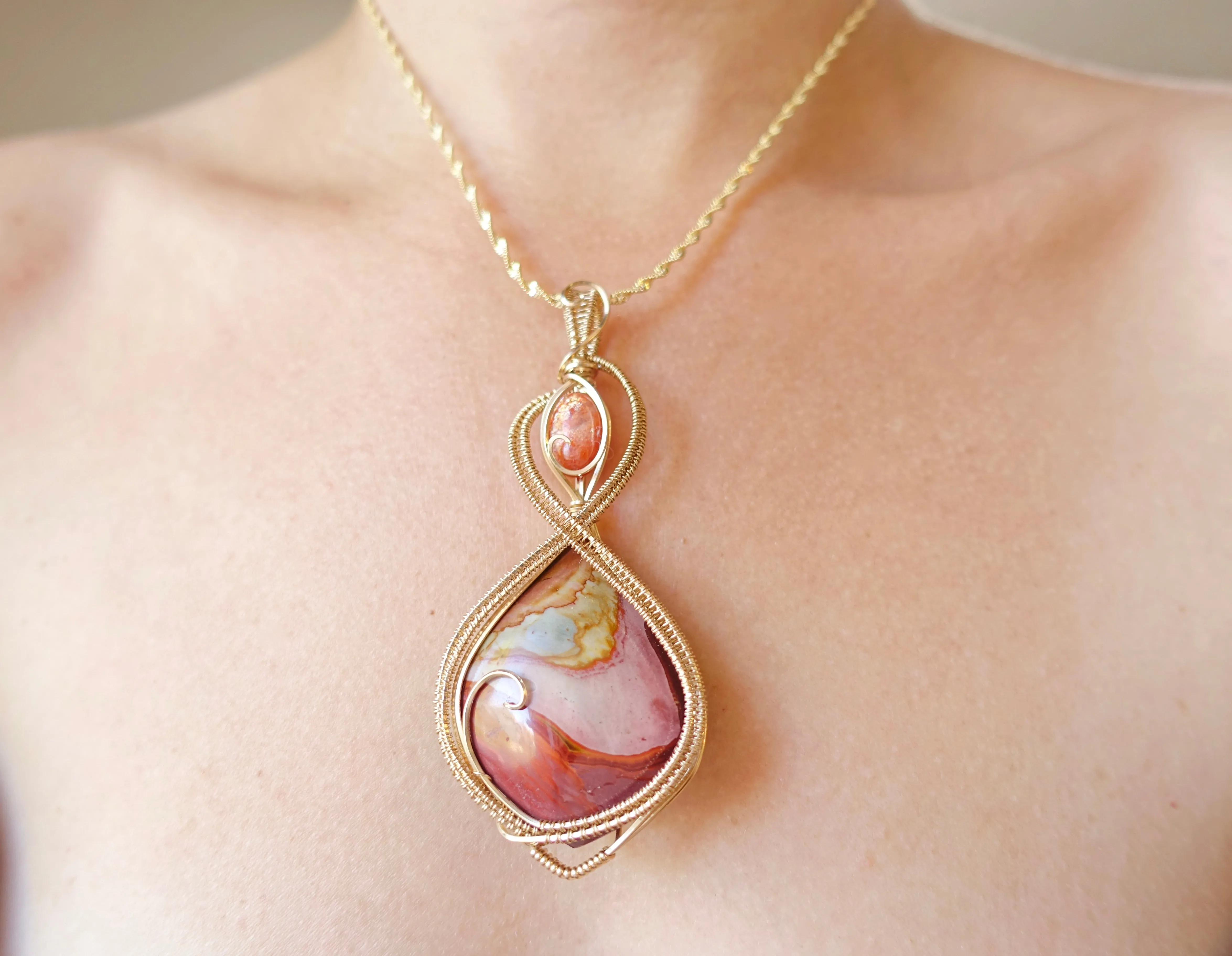 Statement Desert Jasper in Gold