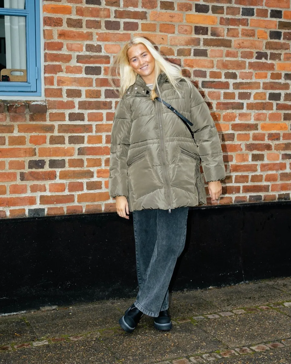 Tech Puffer Oversized Midi Jacket - Kalamata