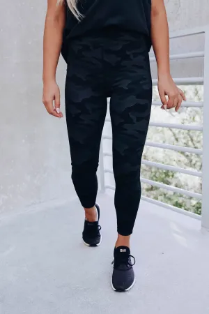 Undercover Leggings - Black Camo