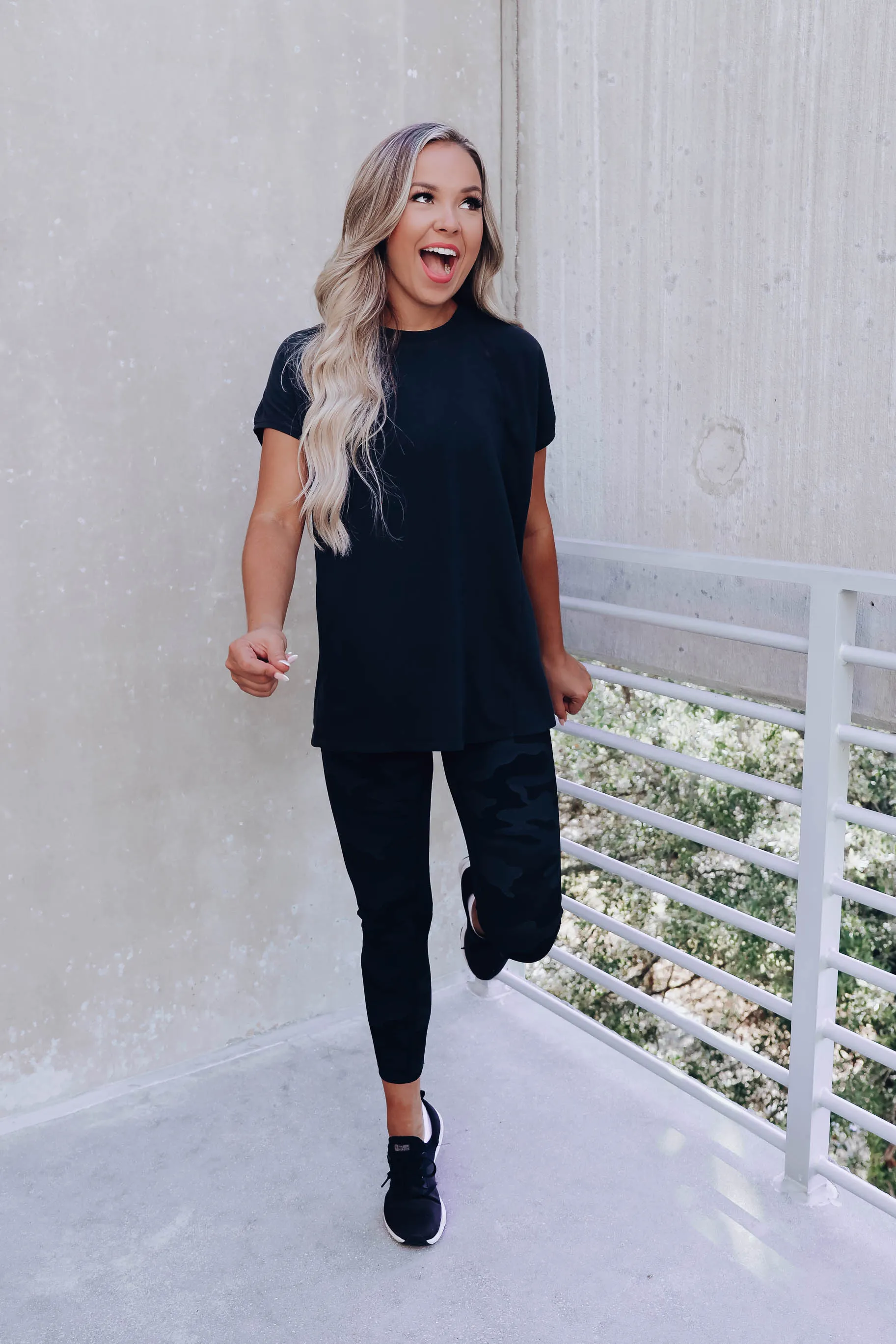 Undercover Leggings - Black Camo