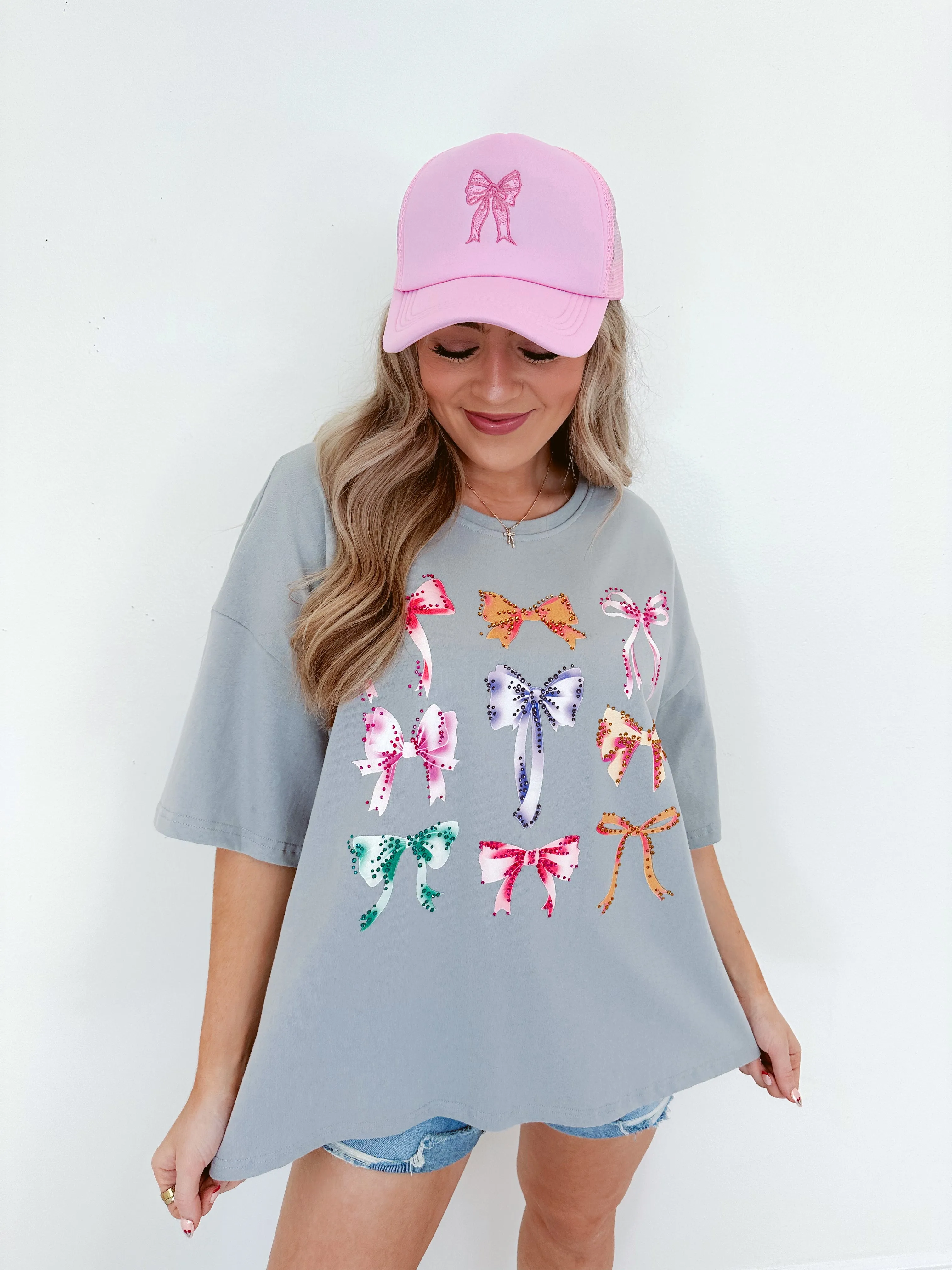Unhidden Gem Bow Graphic Tee - Grey