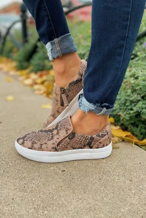 Very G Simmer Sneakers- Taupe